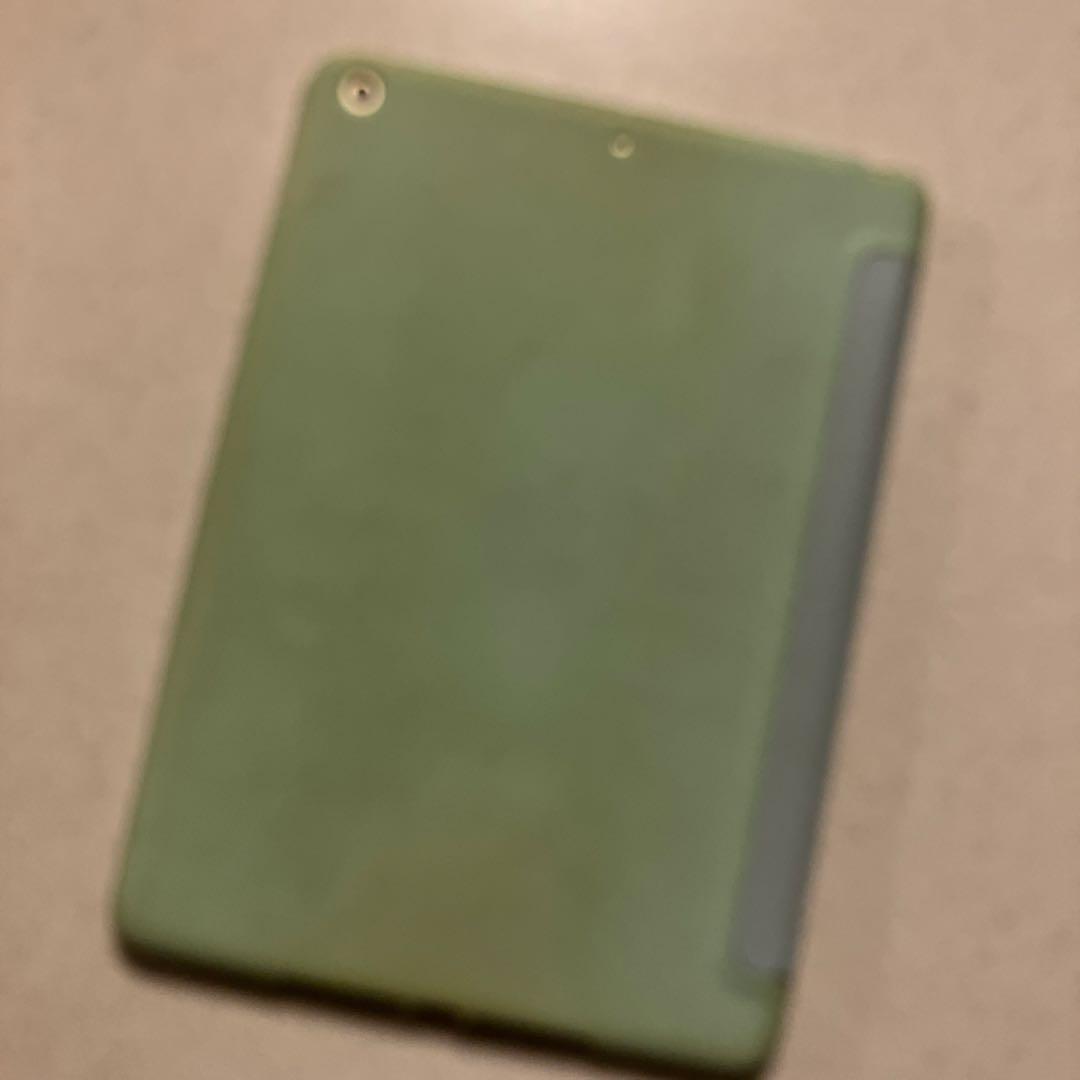 Apple iPad 32GB 第5世代 A1822 スペースグレー