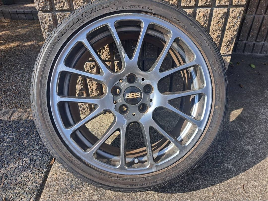 BBS 17インチホイールとブリヂストンタイヤ4本　215/40R