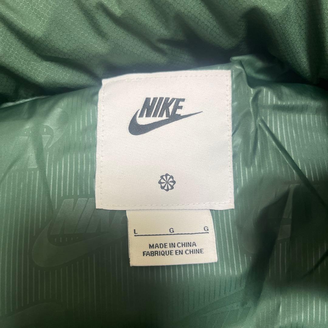 NIKE ダークグリーン ダウンベスト　Ｌサイズ