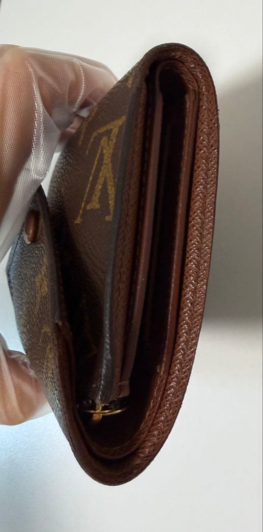 ルイヴィトン ポルトフォイユ ヴィクトリーヌ 三つ折り財布