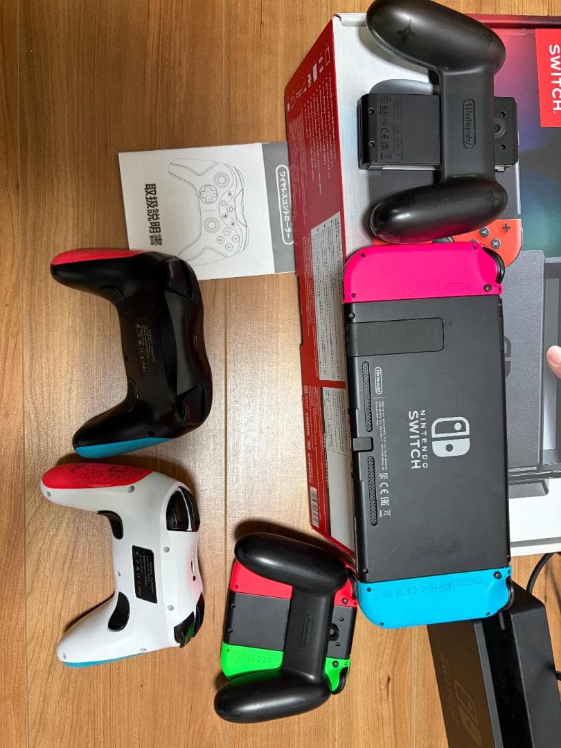 任天堂Switch本体＋人気Joy-Con4本＋ワイヤレスコン2台豪華フルセット