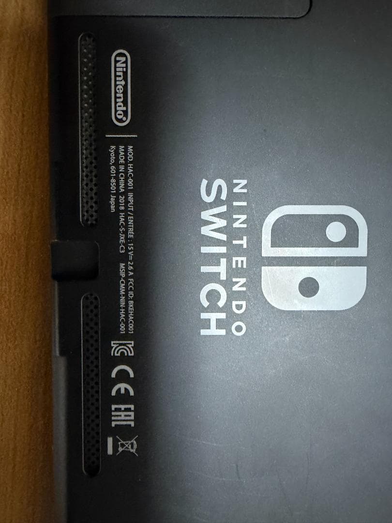 任天堂Switch本体＋人気Joy-Con4本＋ワイヤレスコン2台豪華フルセット