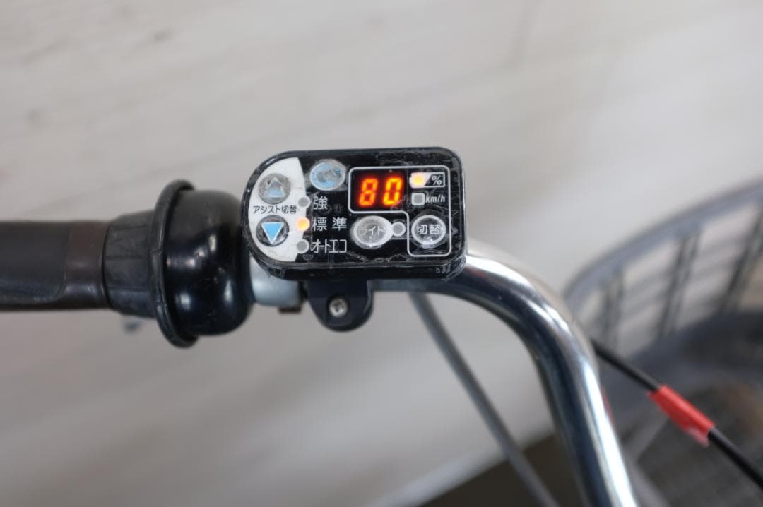 ブリヂストン製　アシスタ　26インチ　3段　8.9Ah充電器あり