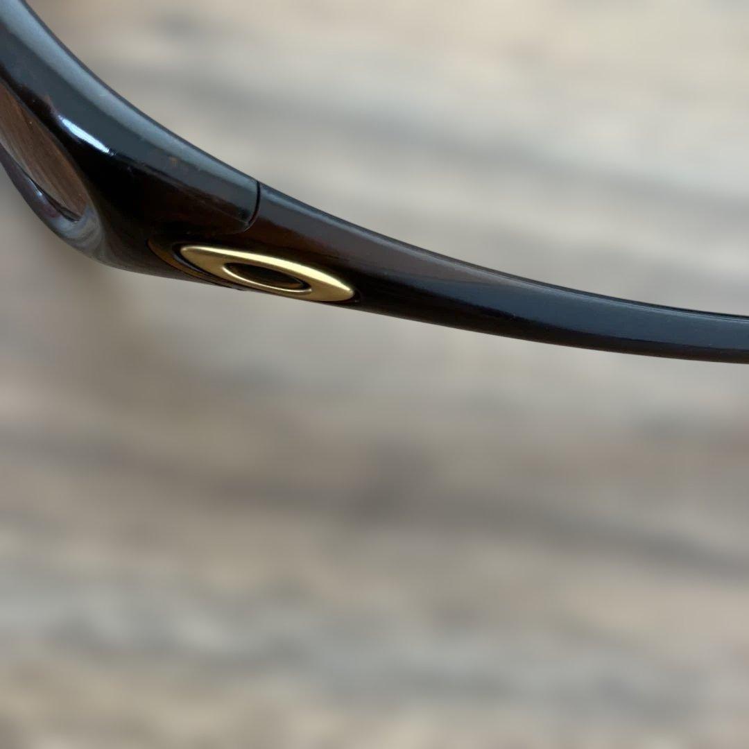 OAKLEY サングラス　箱・ケース付き　フレームカラーブラウン