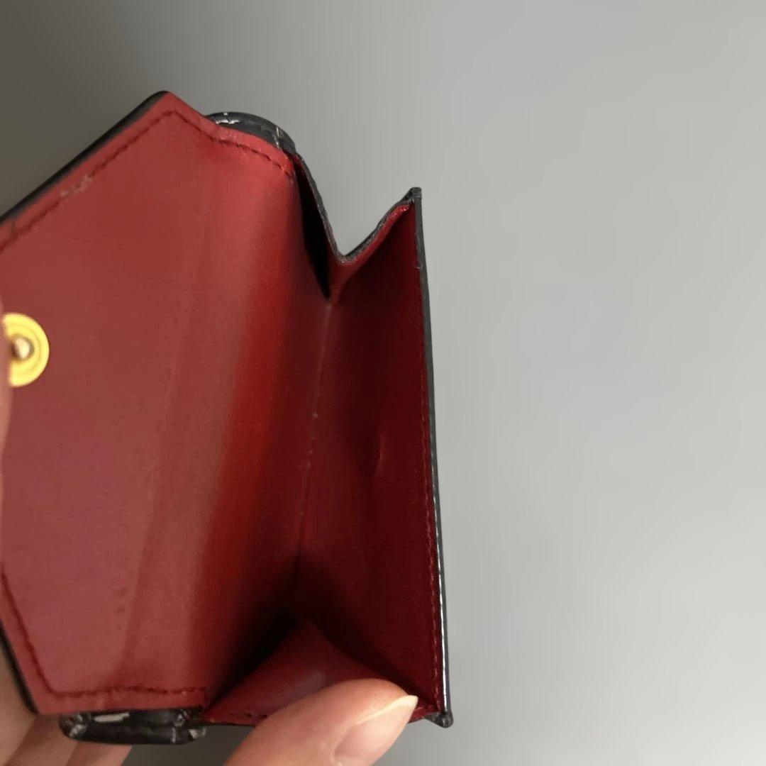 PRADA-財布