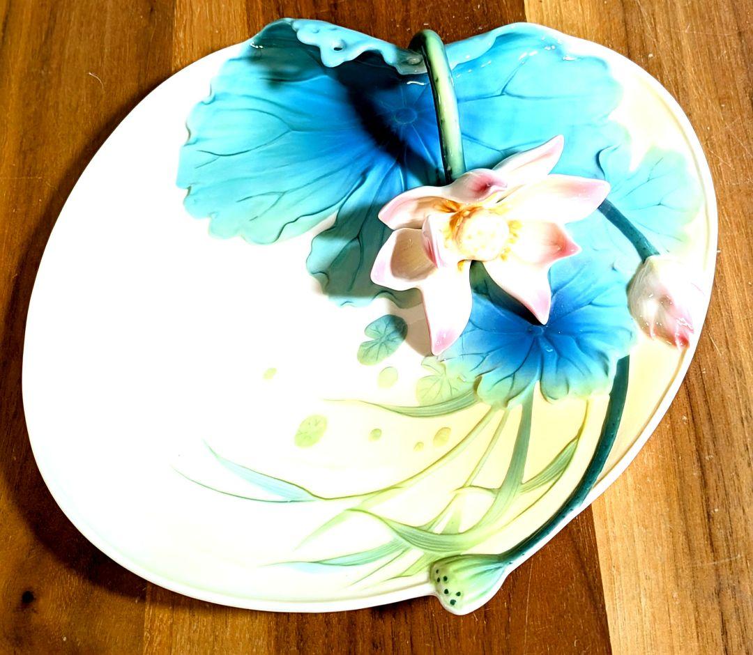❤️台湾「フランツ・コレクション」蓮の花 の陶器皿箱入り❤️1765