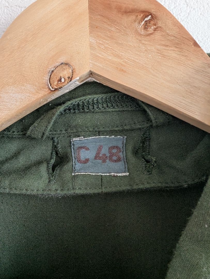 【値下げ中】デッドストック スウェーデン軍 M-59 フィールドコート C 48