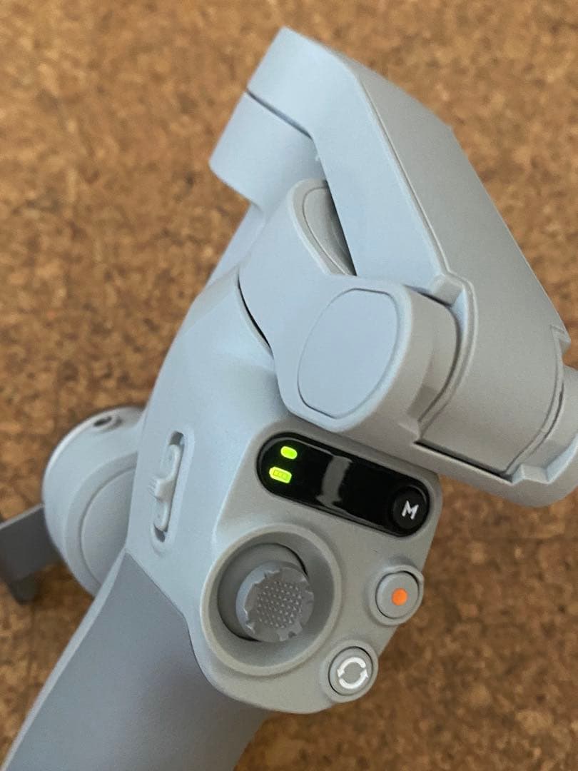 DJI OSMO MOBILE SE オスモモバイル ジンバルスタビライザー