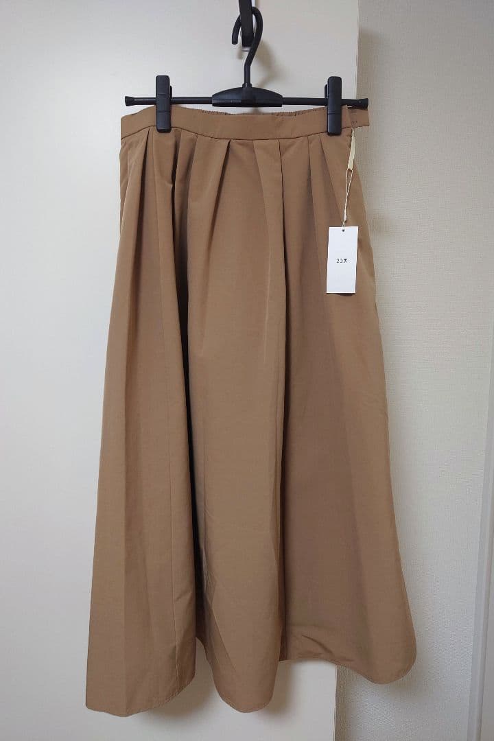 未使用　23区 タフタギャザースカート 40