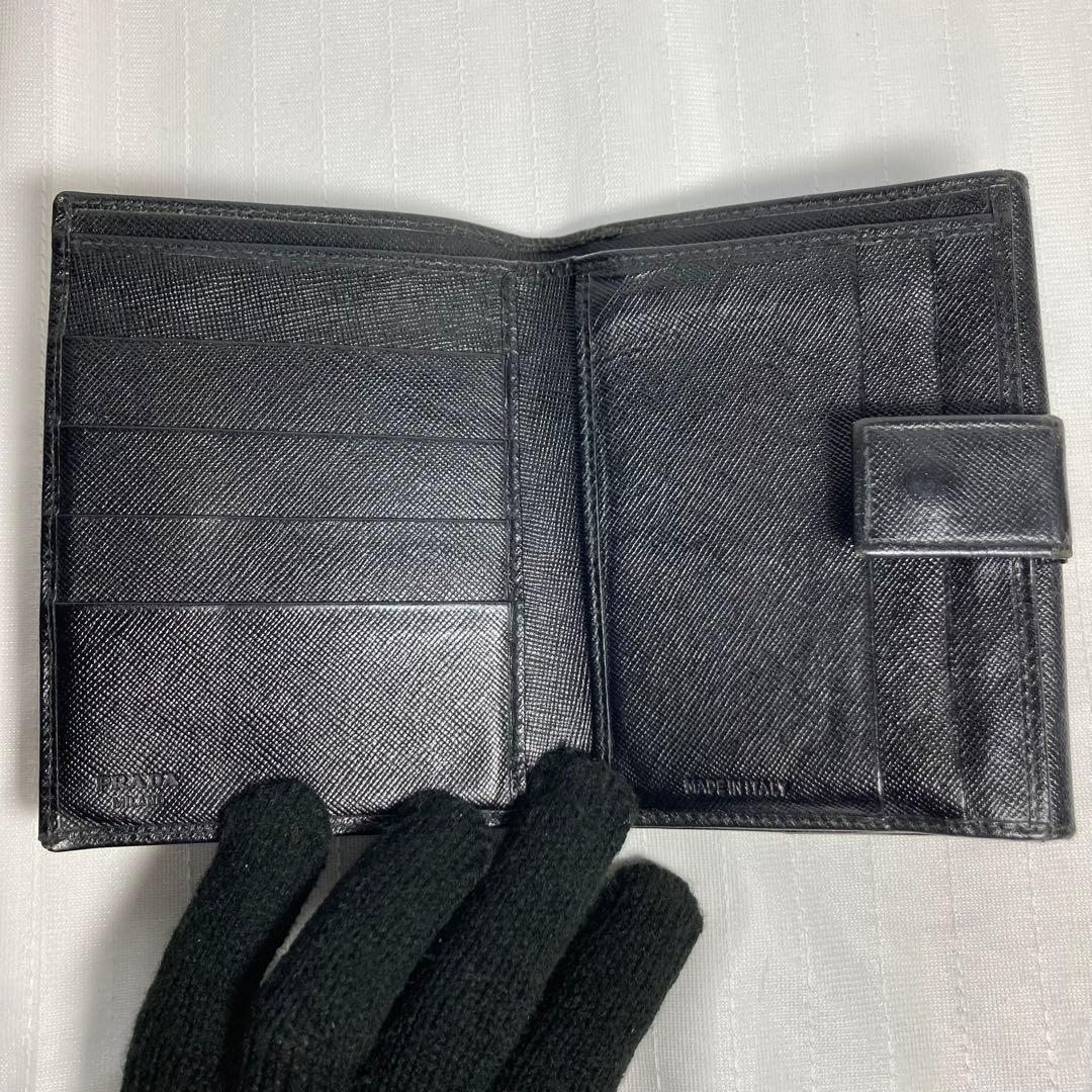 PRADA プラダ 二つ折り財布 サフィアーノレザー 三角ロゴ ブラックWホック