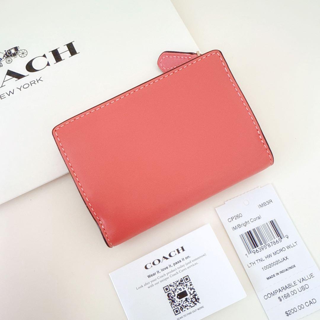 COACH コーチ　折り財布　ブライトコーラル　三つ折り財布　ミニウォレット