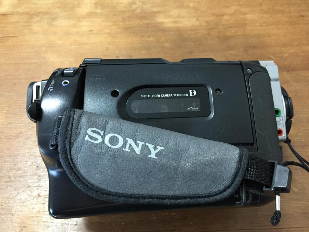 撮影再生ダビングOK 　SONY　DCR-TRV310　付属品有　動作OK