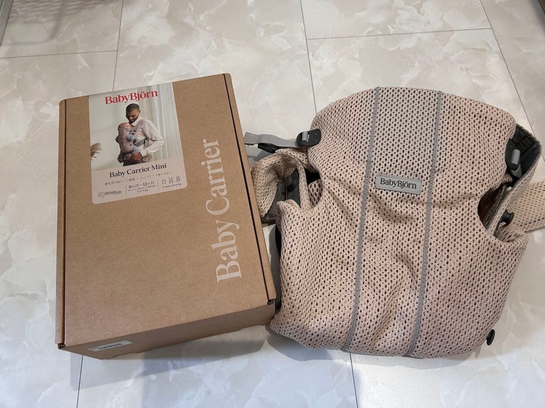 oOAsaOo ✨BabyBjörn Baby Carrier Mini
