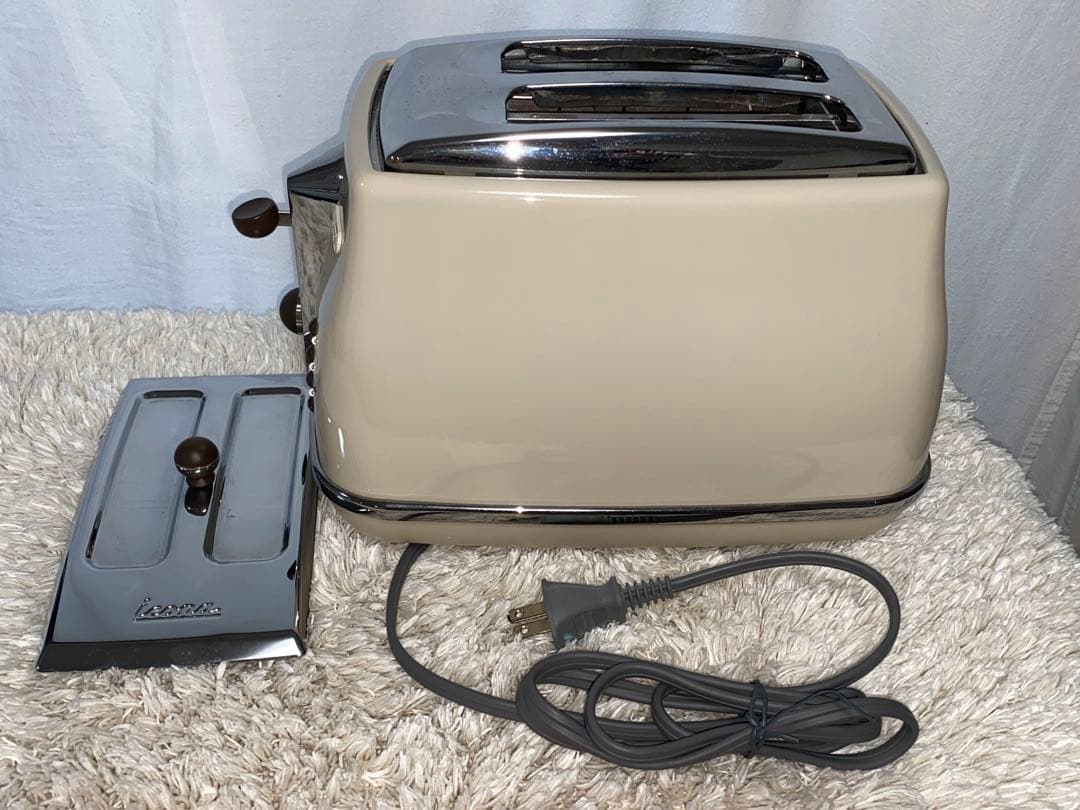 DeLonghi 2スロットトースター ベージュ