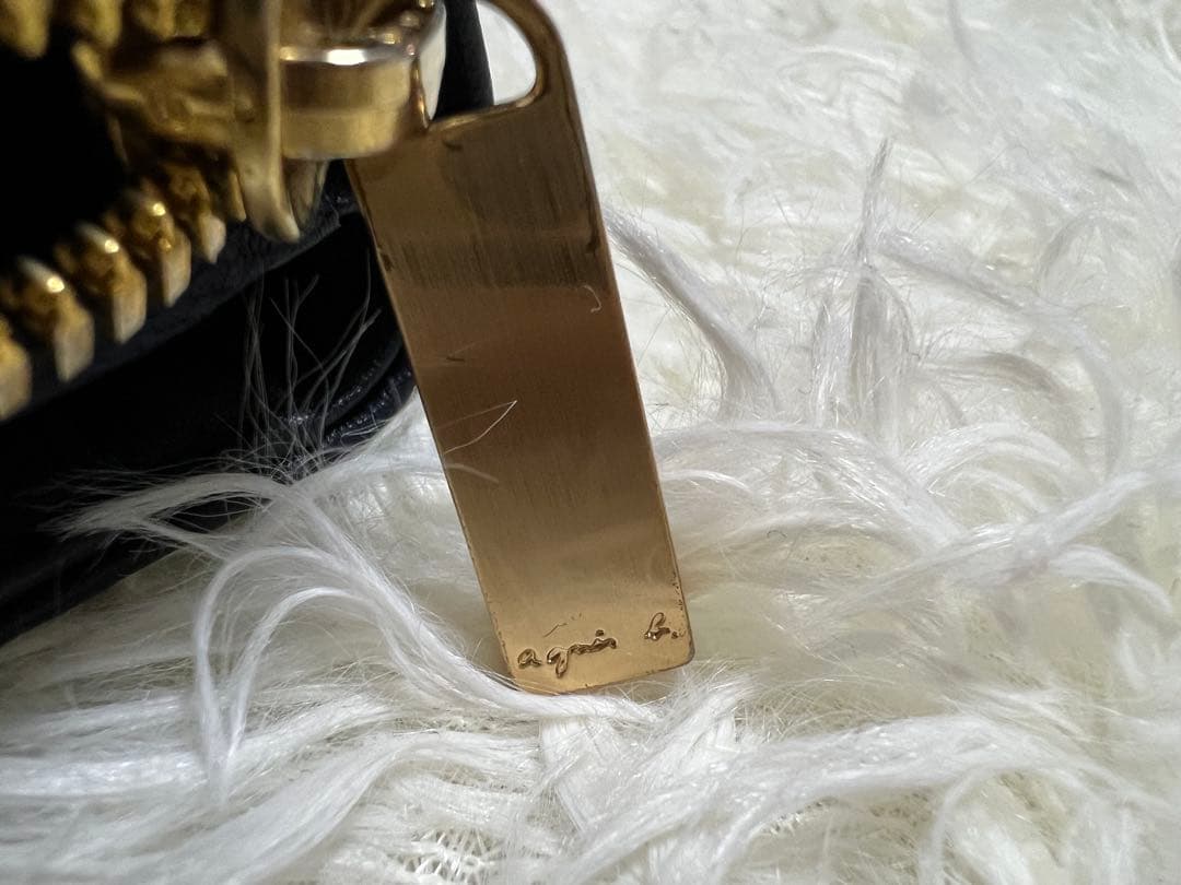 agnes b. ネイビー 二つ折り財布　レザー　ラウンドジップ
