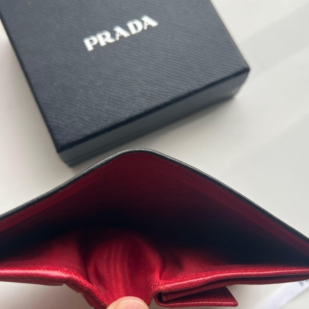250 美品 PRADA プラダ 2つ折り財布