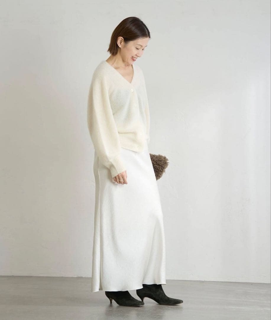 ピュア カシミヤ ドルマンVネックカーディガン　IENA
