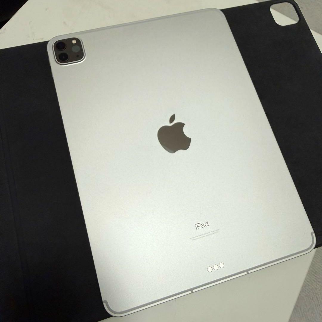 iPadpro 11インチ シルバー 512GB セルラー