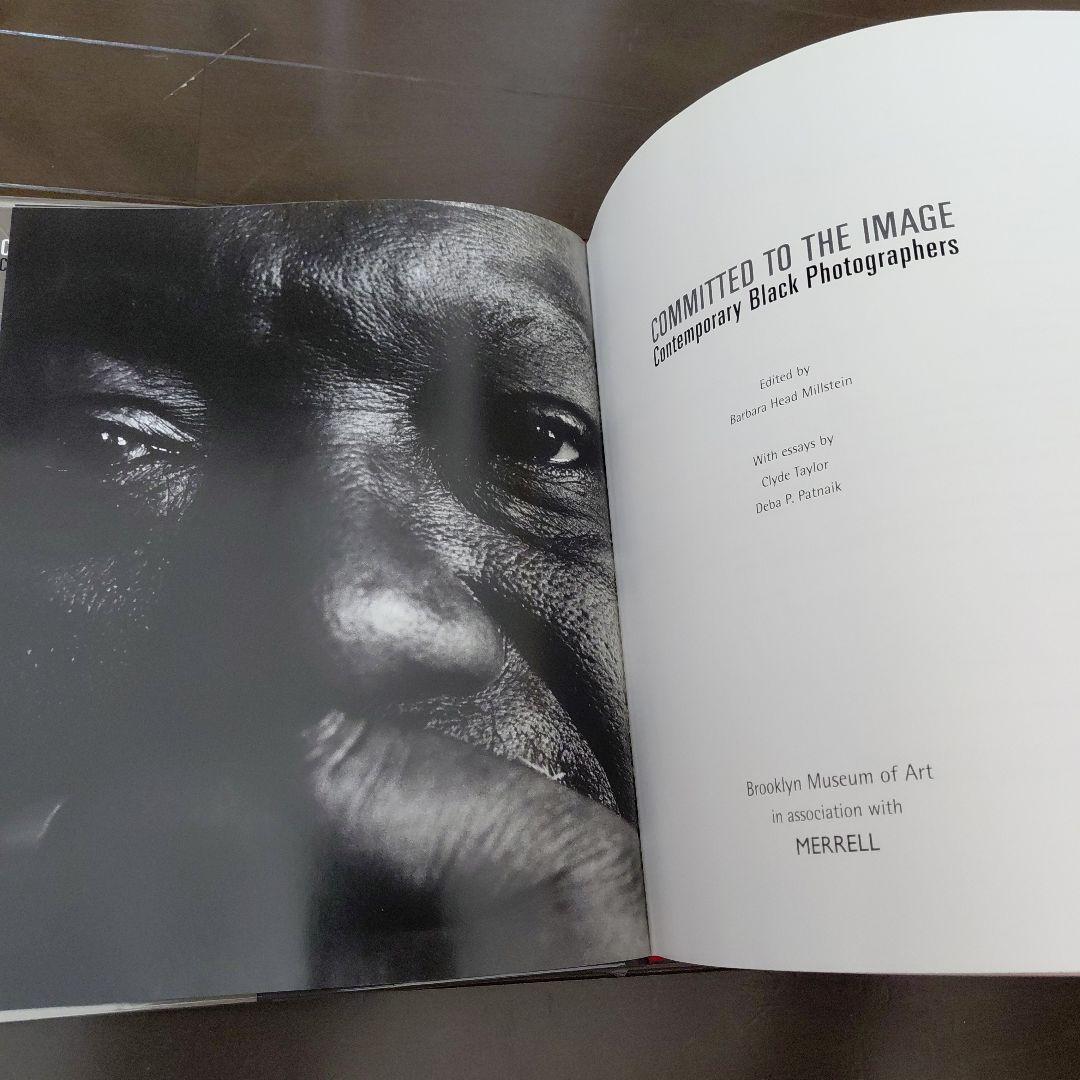 Committed to the Image: Contemporary アート