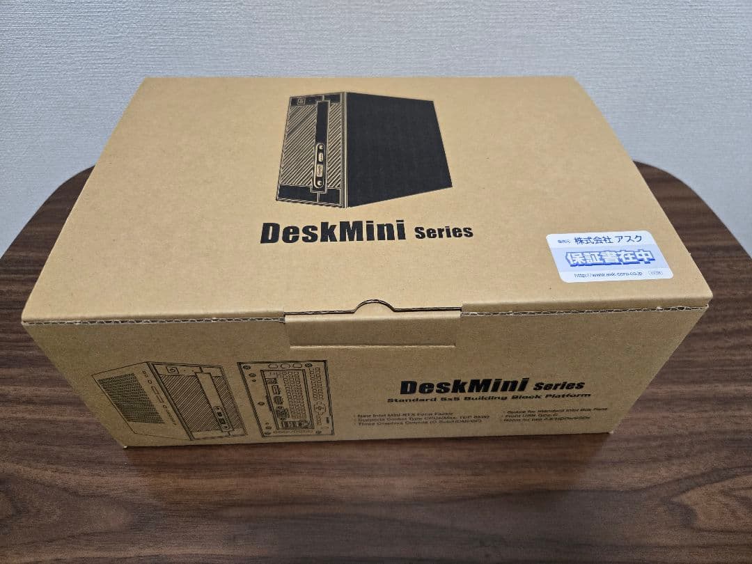DeskMini 310 i3-8100 メモリ8GB アンテナ増設 箱付き