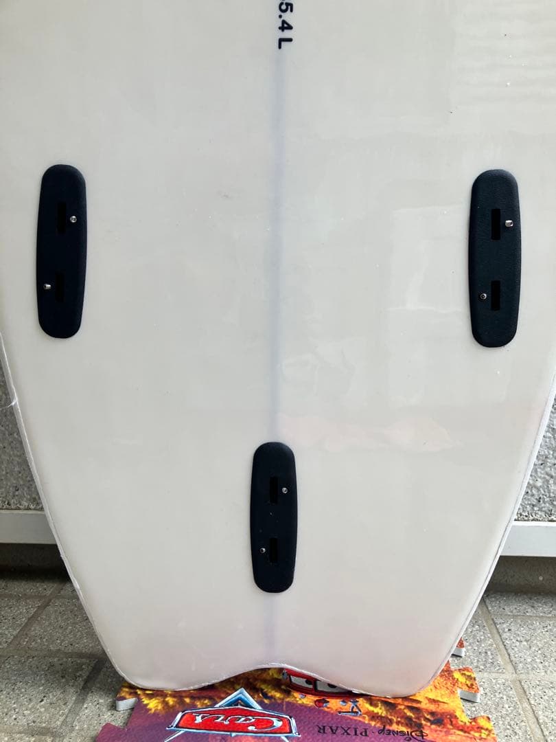 ポ*ド様 【美品】Ideal スポンジボード 5'6 35ℓ (フィン付き)アイ