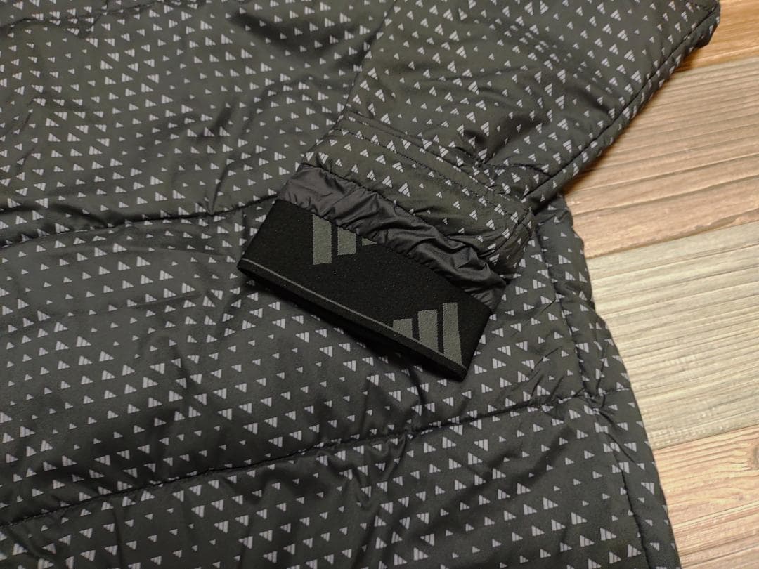 ⛳️アディダス⭐adidas GOLF BOS総柄 保温中わたジャケット 黒