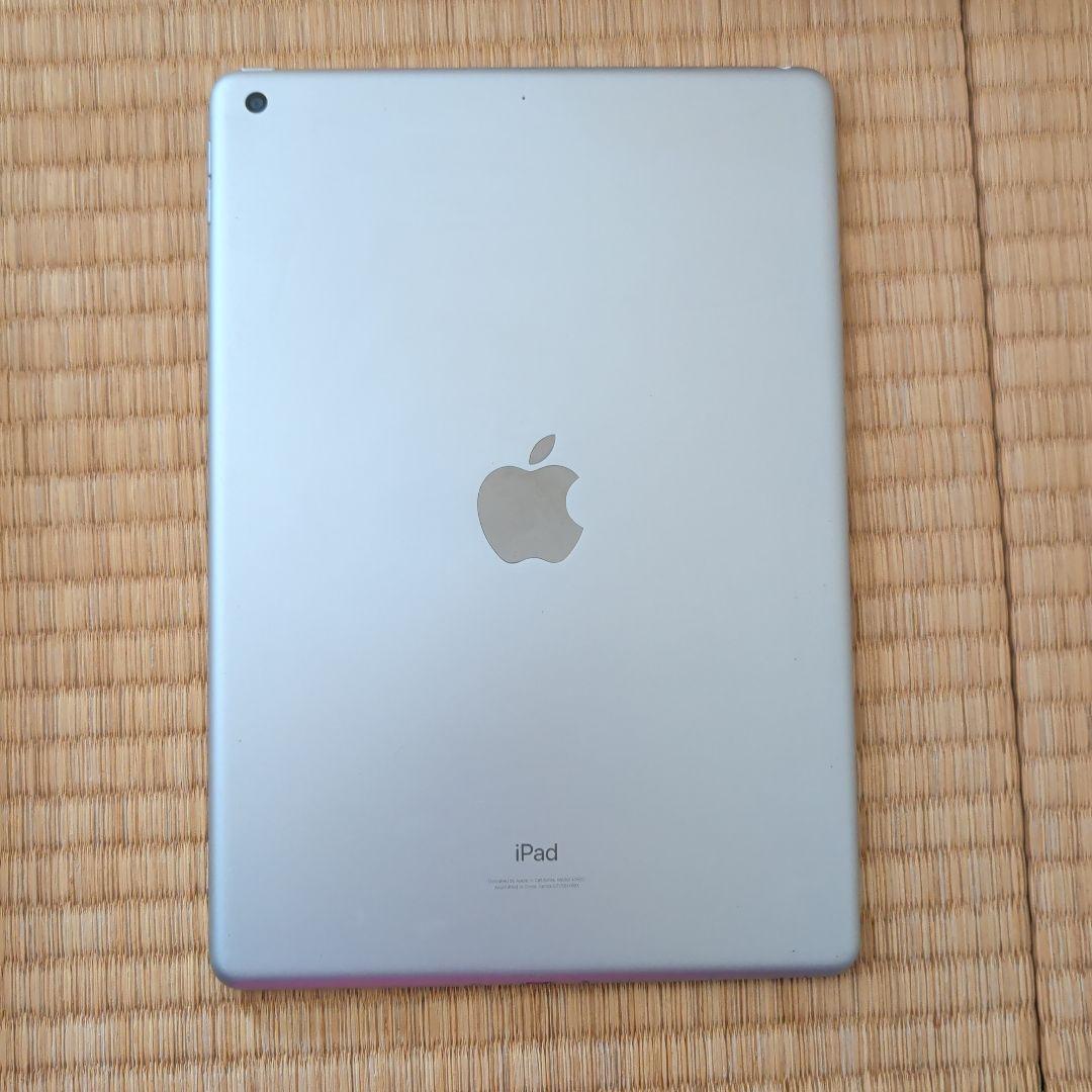 iPad シルバー 本体 ９世代　and　pencil第一世代　箱あり