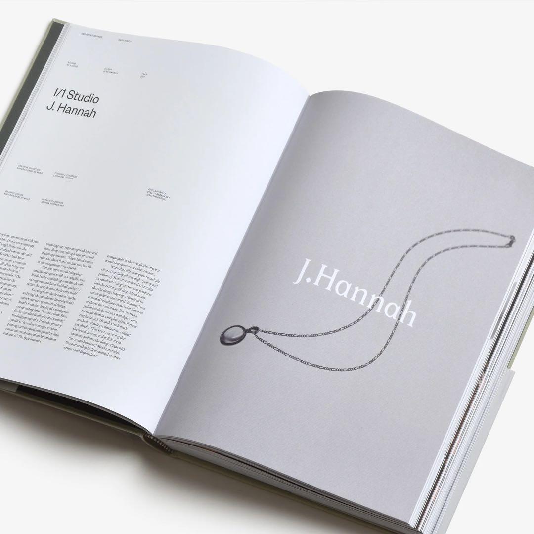 新品 Gestalten Designing Brands デザインブック 本