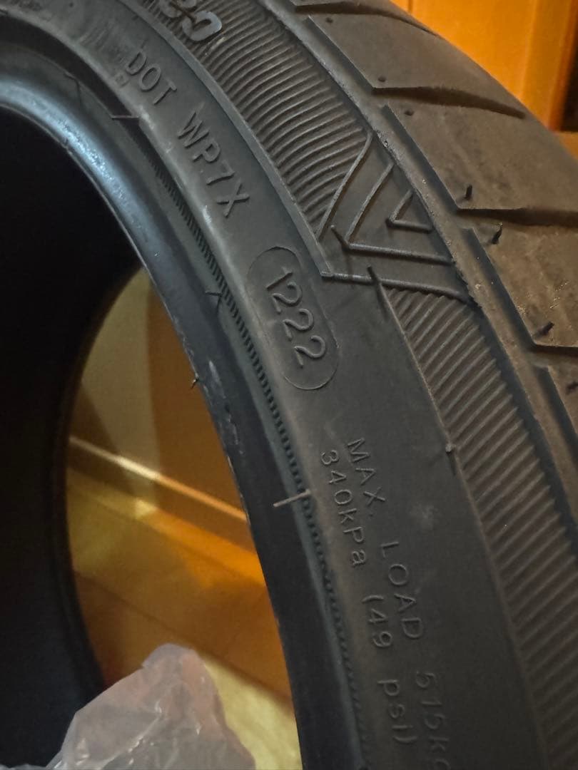 WINRUN R330 195/45ZR17 22年製造　4本セット