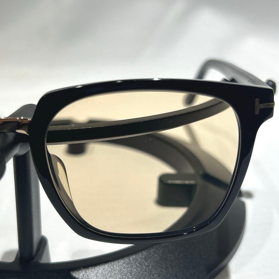 美品　TOMFORD サングラス　TF5523-F-B 001