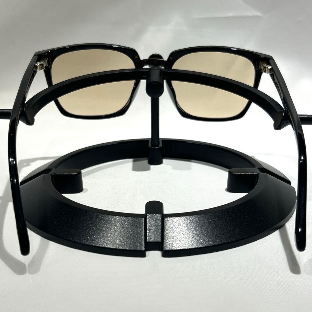 美品　TOMFORD サングラス　TF5523-F-B 001