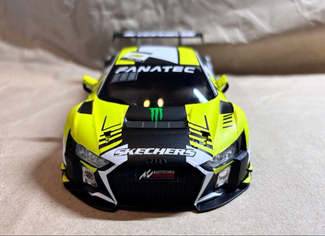 Miniz ボディ　Audi R8 LMS GT3 Skechers