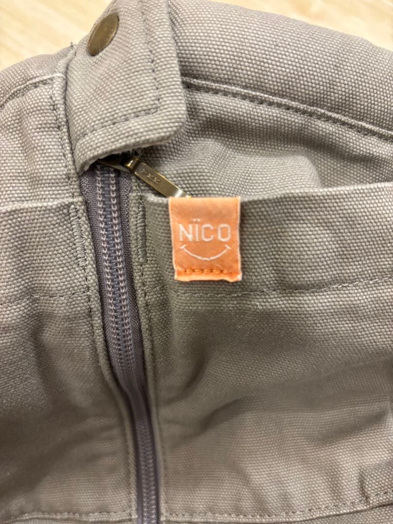 キューズベリー NICO 抱っこ紐 グレージュ