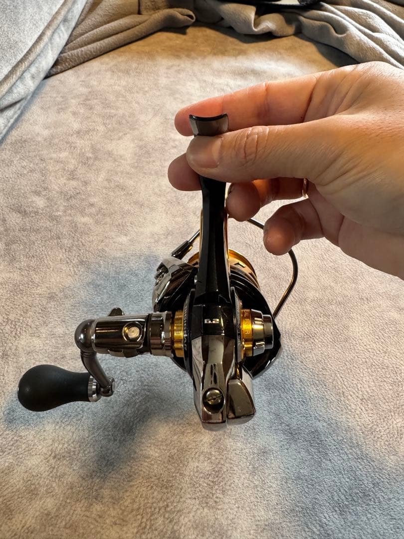 美品 09トーナメントISO Z3000LBD+競技スプール
