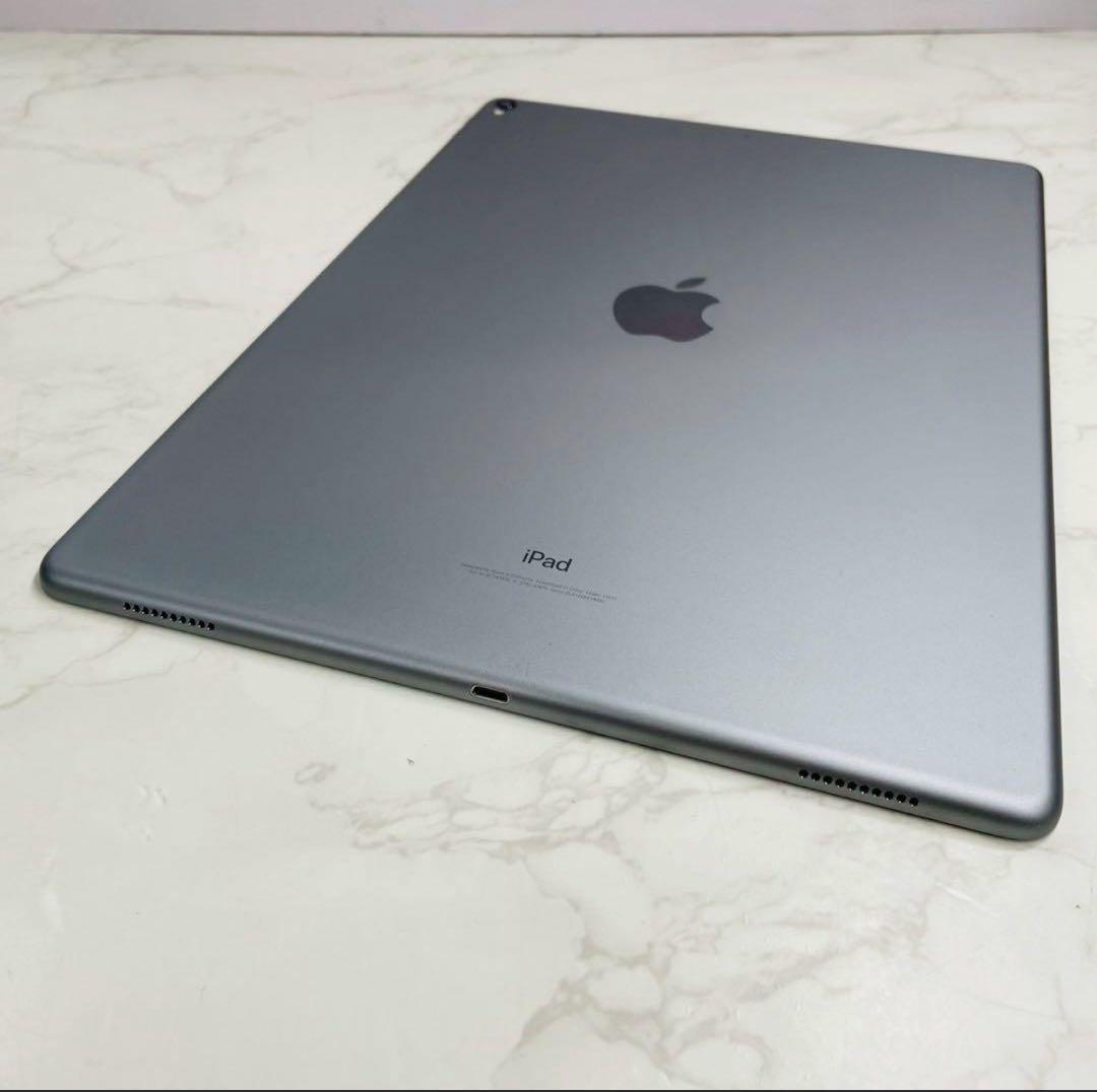 iPad Pro 12.9インチ 第2世代 256GB MP6G2J/A