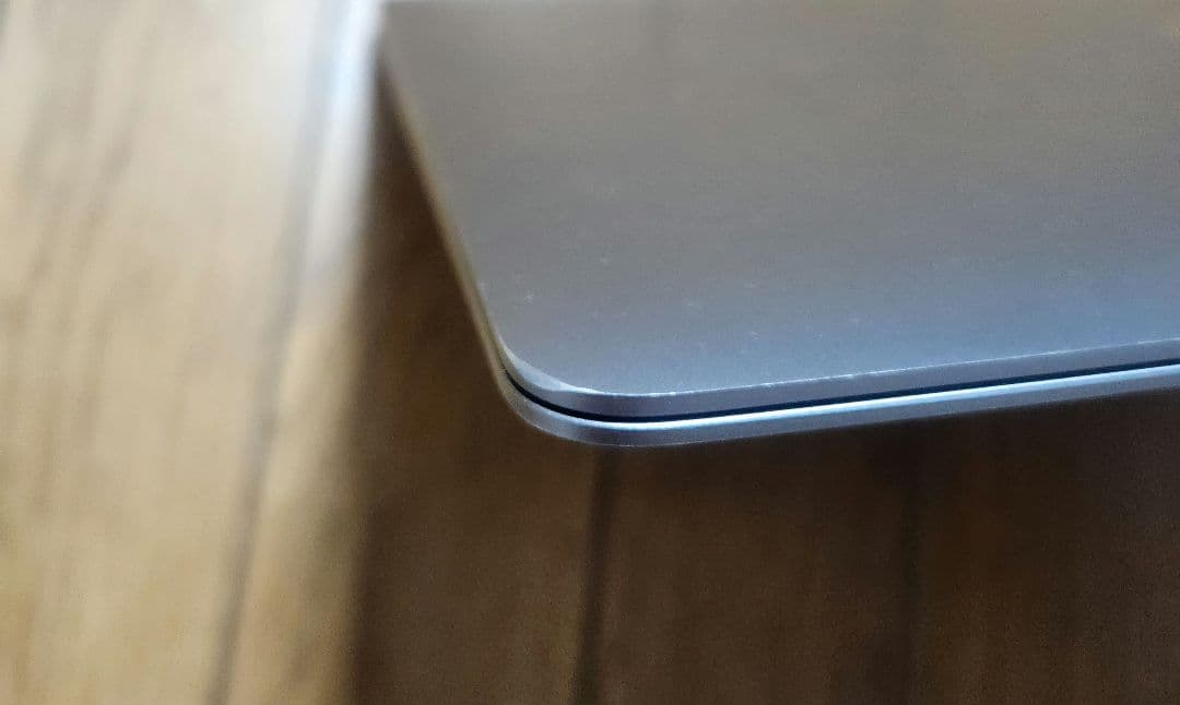 MacBook本体 Macbook Air M1 8GB/256GB