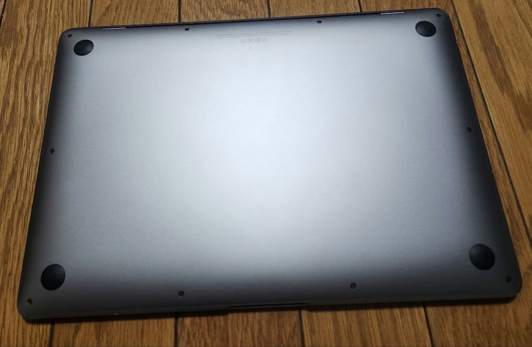 MacBook本体 Macbook Air M1 8GB/256GB