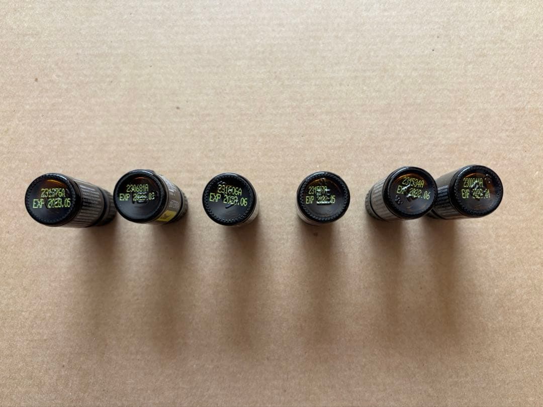 【未使用】dōTERRA 感情のオイル 6本セット＋プレゼントオイル付き 箱あり
