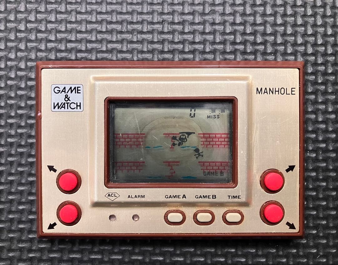 ニンテンドー　ゲームウォッチ【マンホール】訳あり動作品