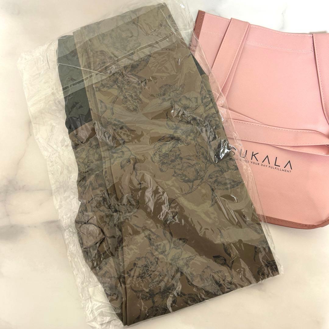 【新品未開封】SUKALA アンティークプリントレギンス　Lサイズ　ブラウン