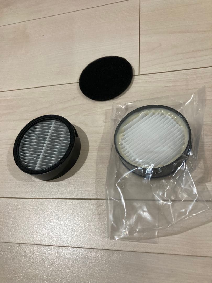 【極美品】アイリスオーヤマ 充電式サイクロンスティッククリーナー