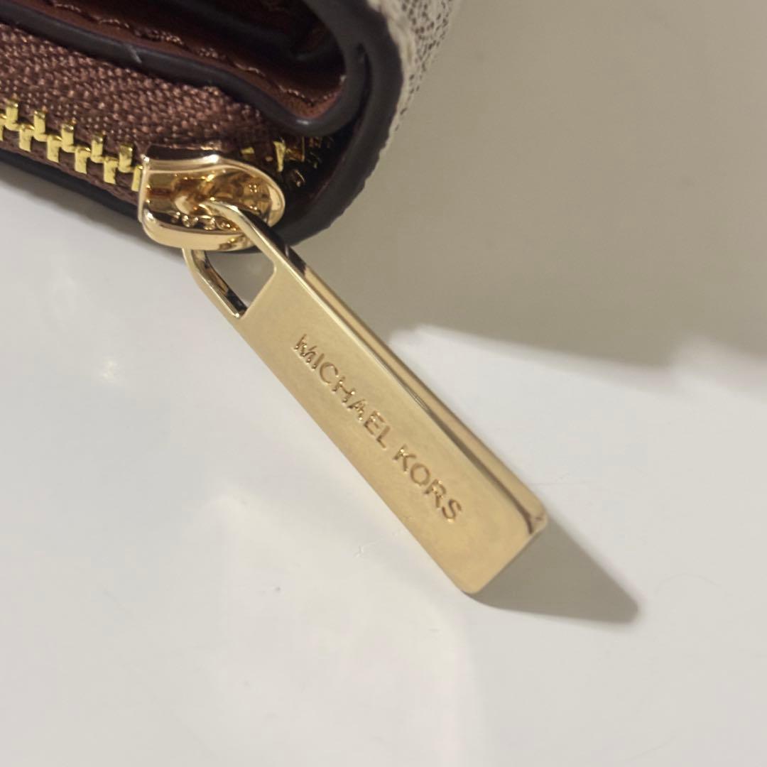 新品　MICHAEL KORS モノグラム三つ折り財布