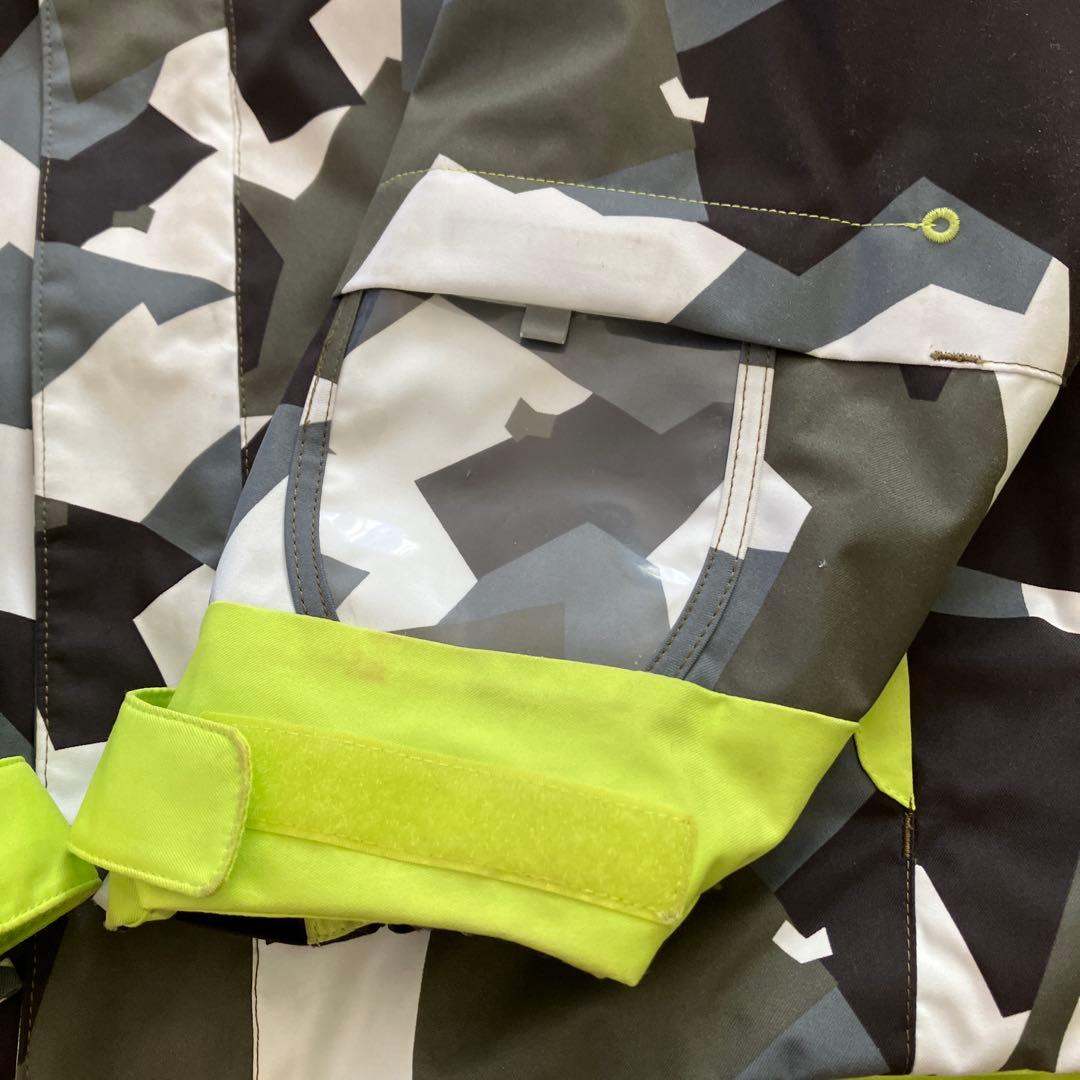 DESCENTE 迷彩柄 スキーウェアセット