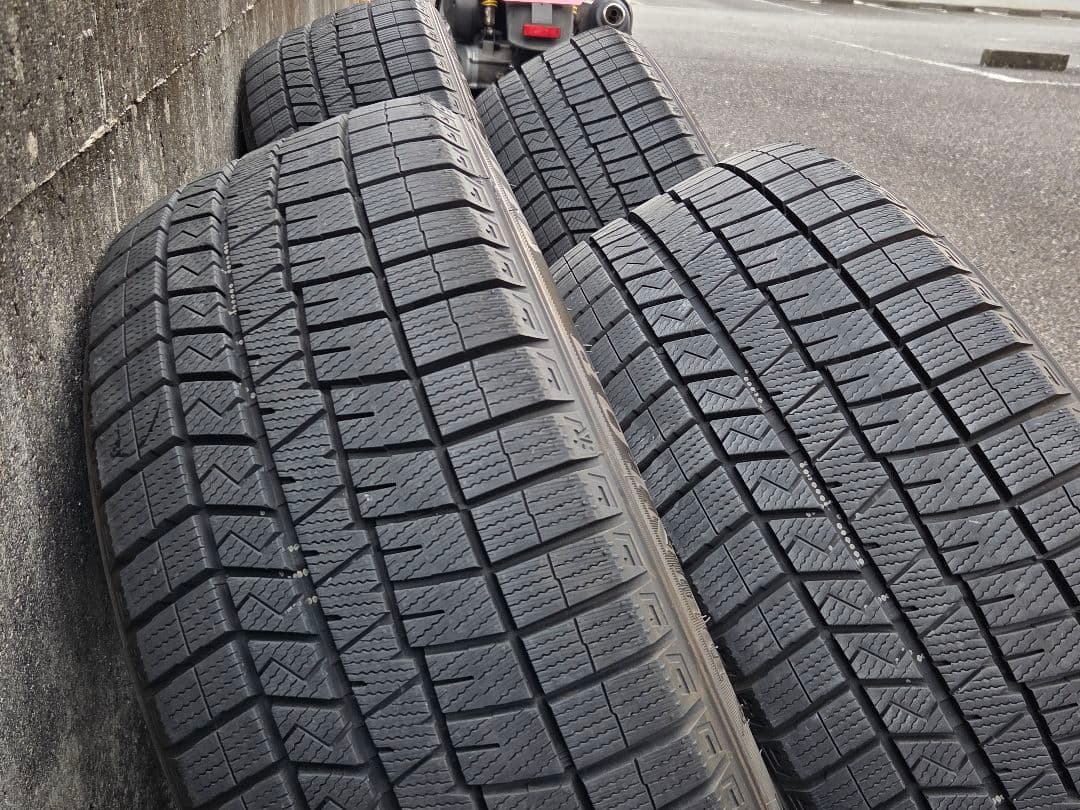 【qp】ダンロップ ウィンターマックス WM03 225/50R17