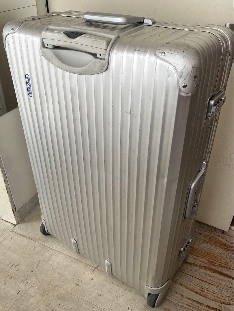 Rimowa アルミニウムキャリーケース大型シルバー
