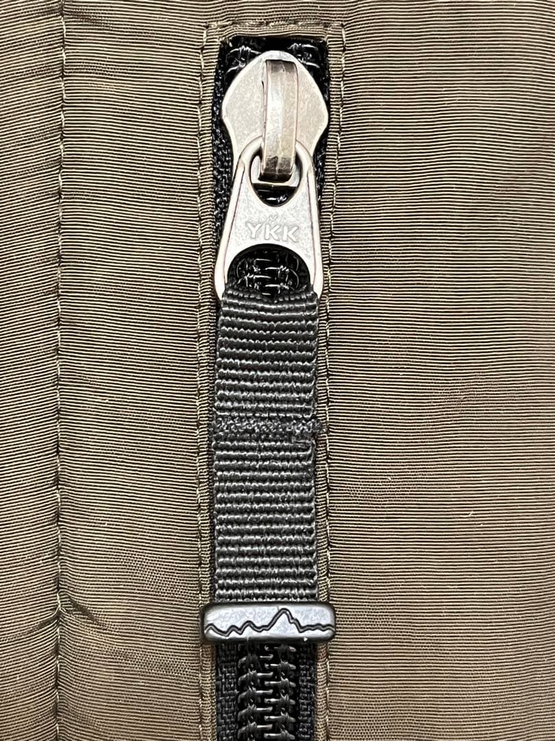 パタゴニア　レトロXベスト 23046FA8 黒×茶　patagonia