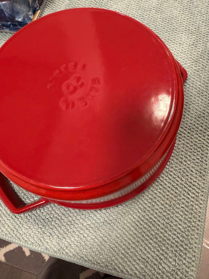 staub ストウブ ピコ・ココット ラウンド 20cm レッド