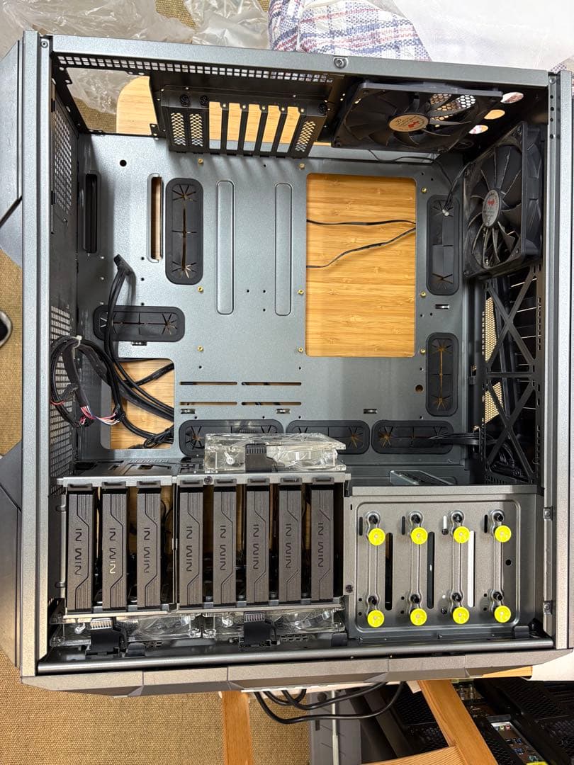 GALLERIAフルタワー　PCケース グレー メッシュフロントパネル