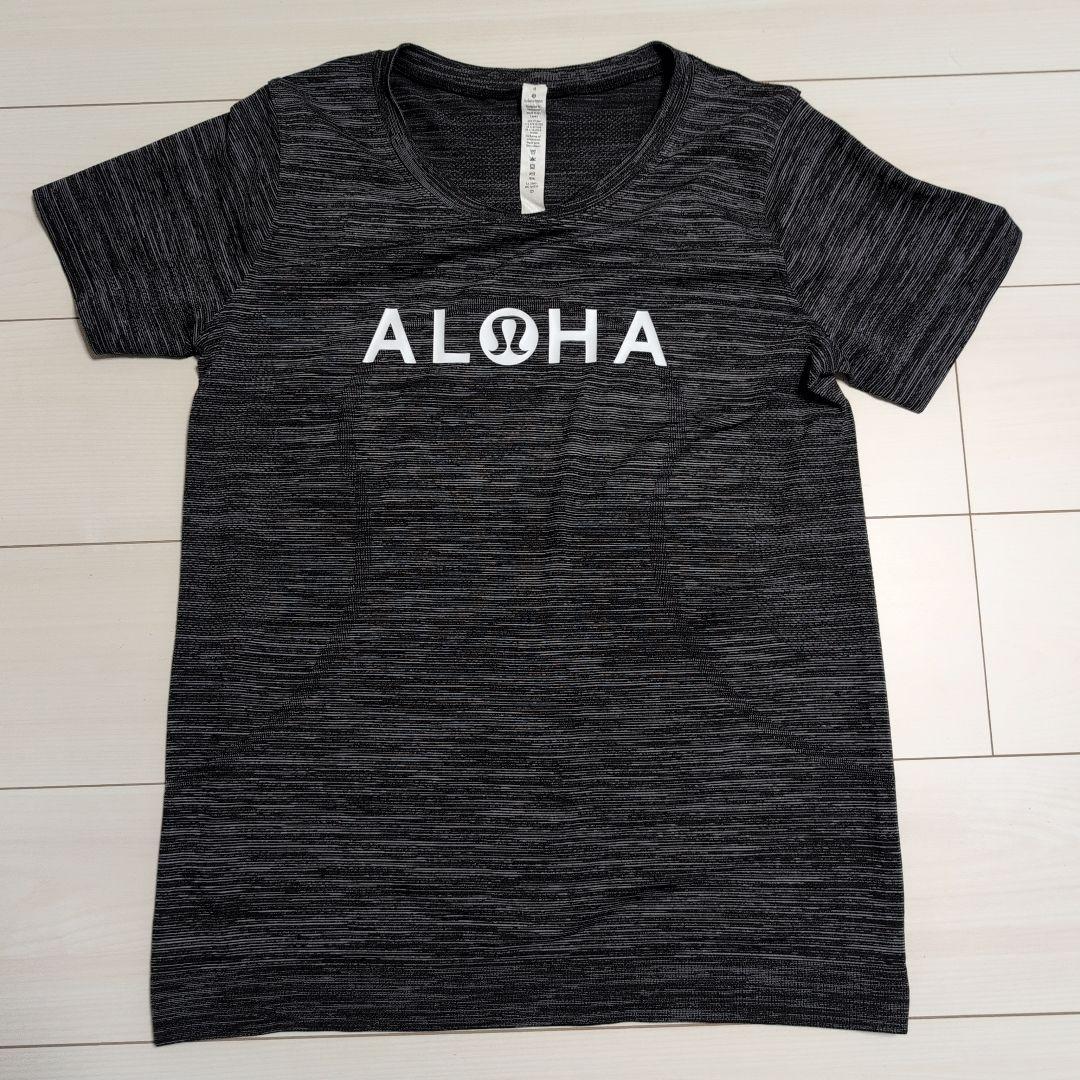 Lululemon 黒　金ラメ　 ヨガウエア　ALOHA　Tシャツ2点まとめ売り