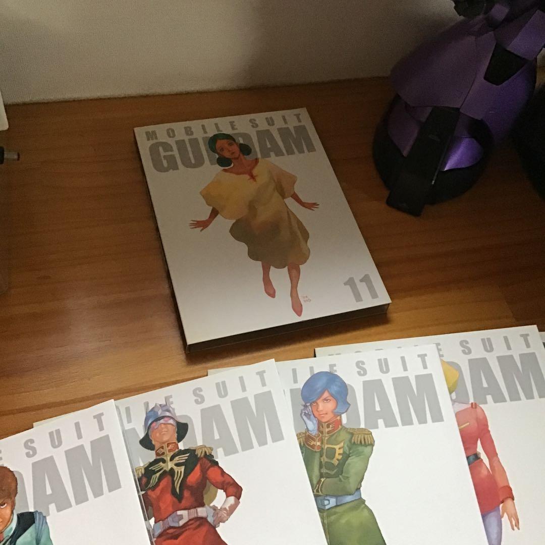 機動戦士ガンダム DVD BOX 1 〈6枚組〉➕〈最終巻1枚 〉